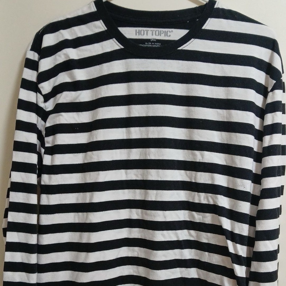 Hot Topic Striped Tee